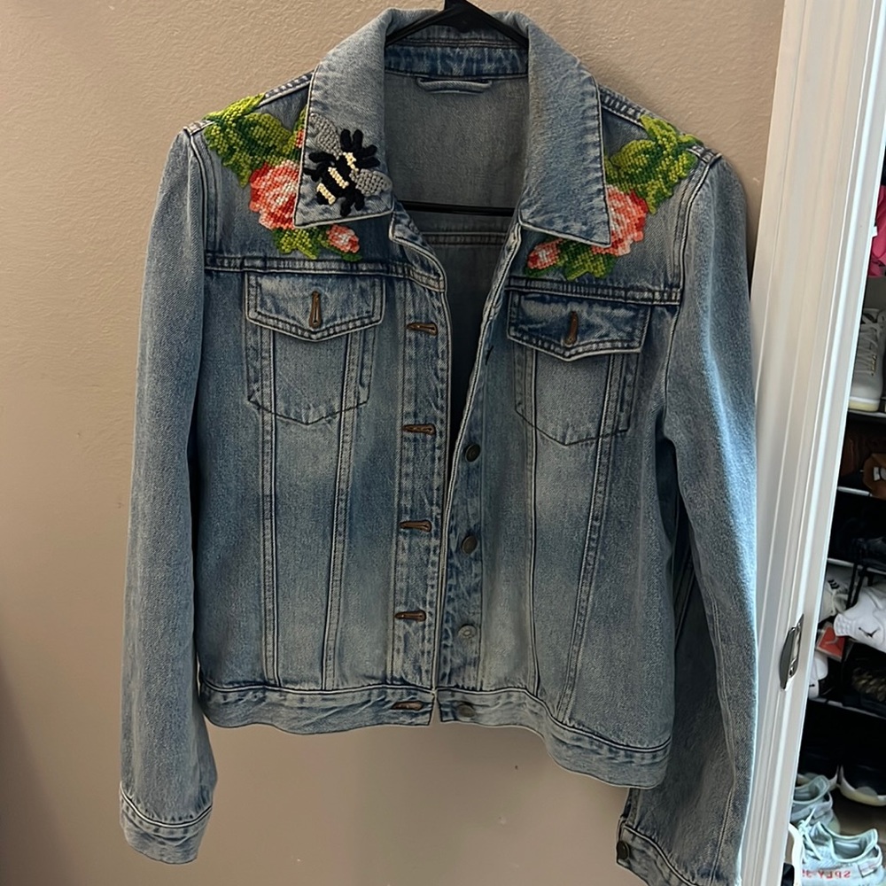 Gucci denim jacket embroidered tiger blond for love